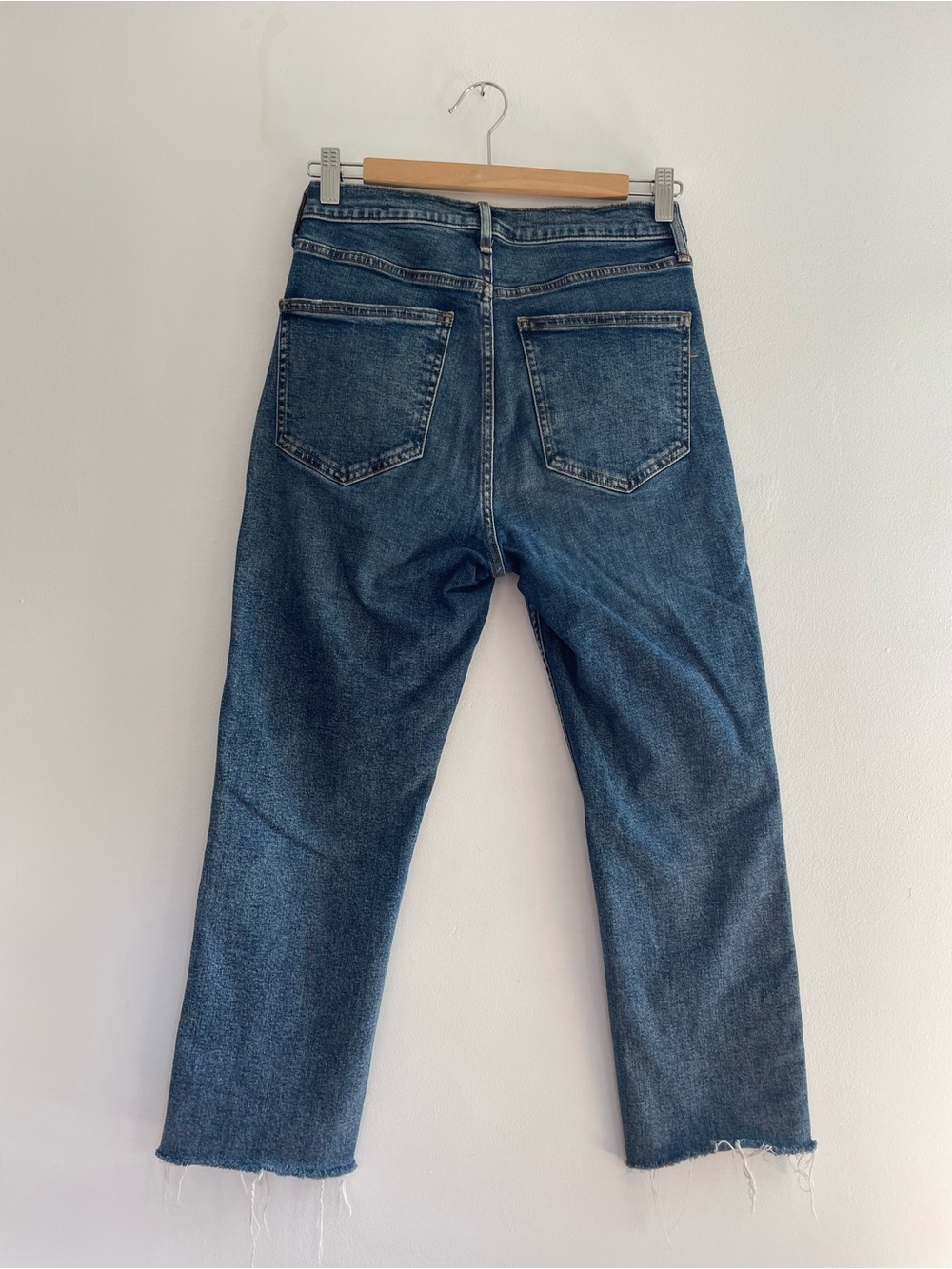 GAP High-Rise Cigarette Jeans Medium Wash Size 6 / 28R - Picture 5 of 10